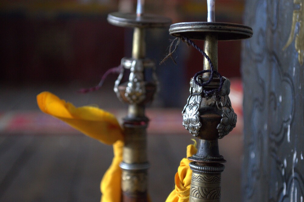 Jalings, or oboes, played during rituals and ceremonies.